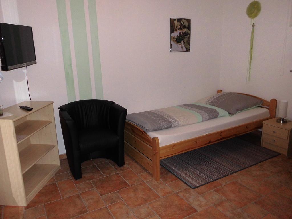 Ferienhaus Kiesel Bad Bocklet Buitenkant foto